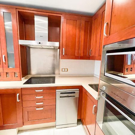 Seafront Apartment With Direct Access To The Beach Torremolinos Eksteriør billede