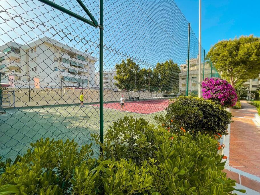 Seafront Apartment With Direct Access To The Beach Torremolinos Eksteriør billede